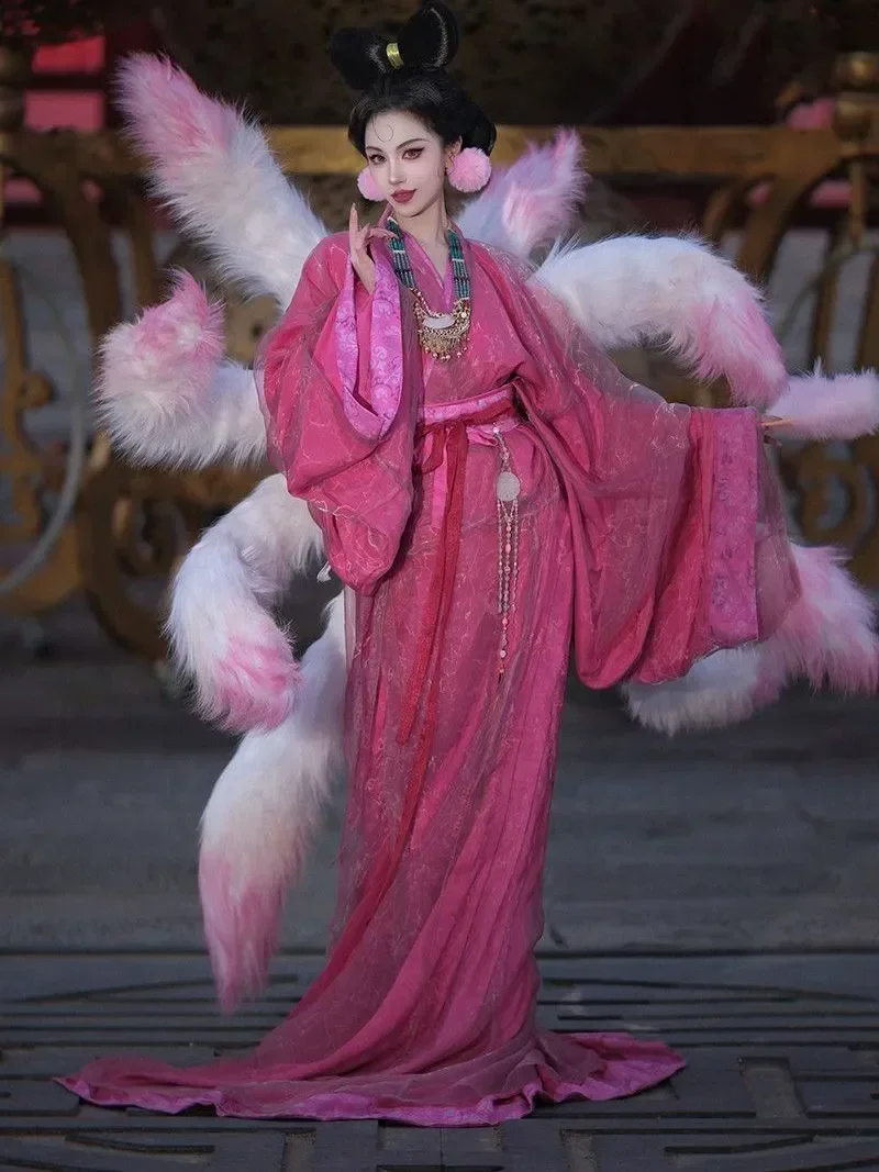 الصينية القديمة Hanfu الإناث 2026 فستان صيفي جديد Hanfu فستان المرأة هالوين الجنية تأثيري حلي أداء زي