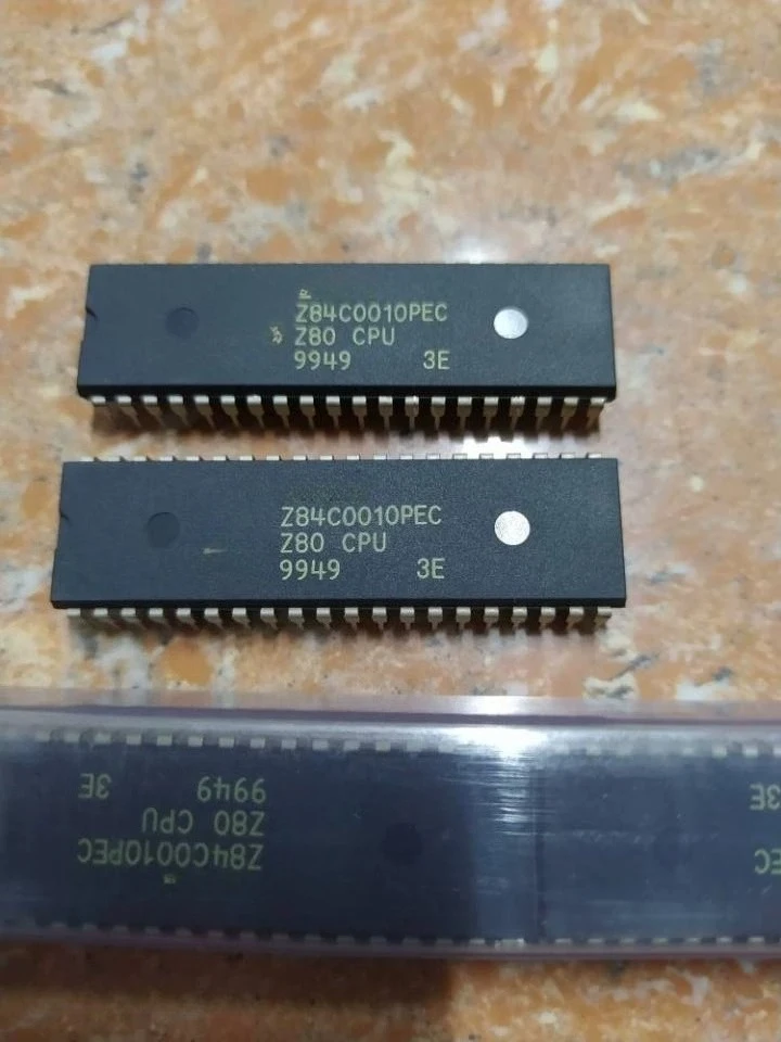 Z84C0010PEC Through-hole Microcontroller Chip - New Original