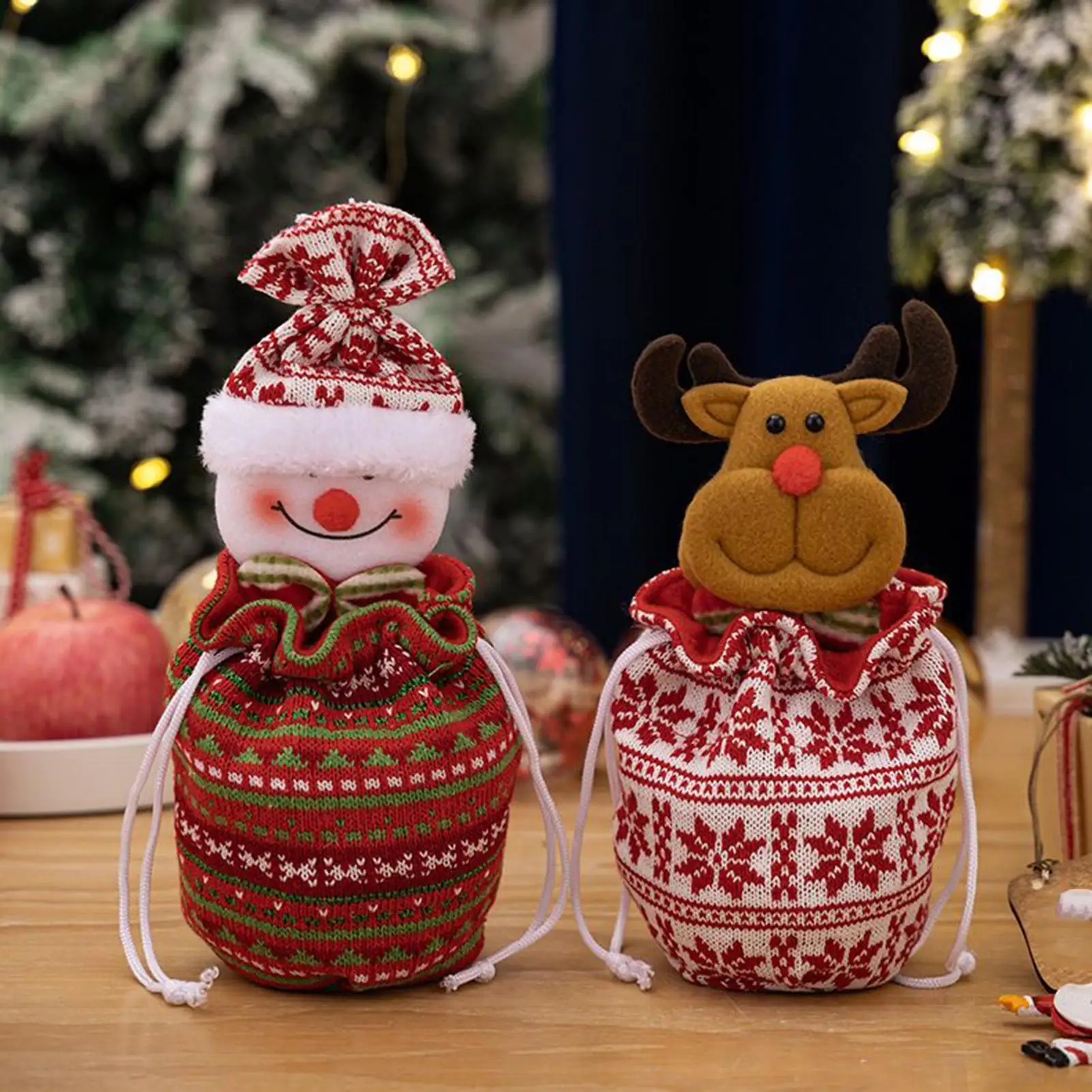 Kerstfeestzakjes 4-delig Trekkoord Vakantiezakjes Kerst 3D-popdecoratietassen voor familievrienden Buren