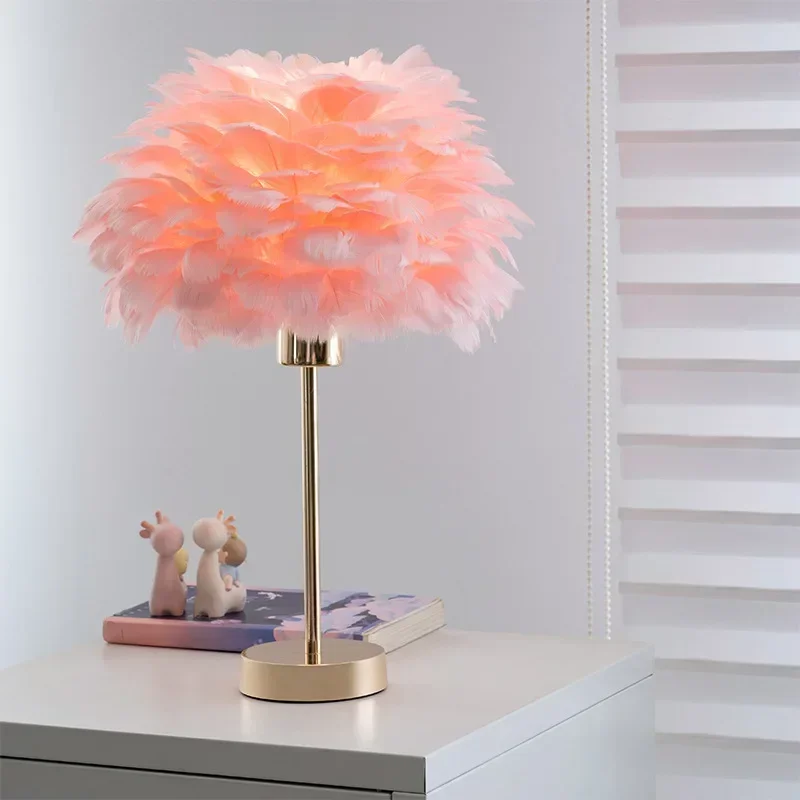 Lámpara de mesa de plumas nórdicas, lámpara de noche romántica, decoración de estudio y dormitorio, luces nocturnas de ambiente