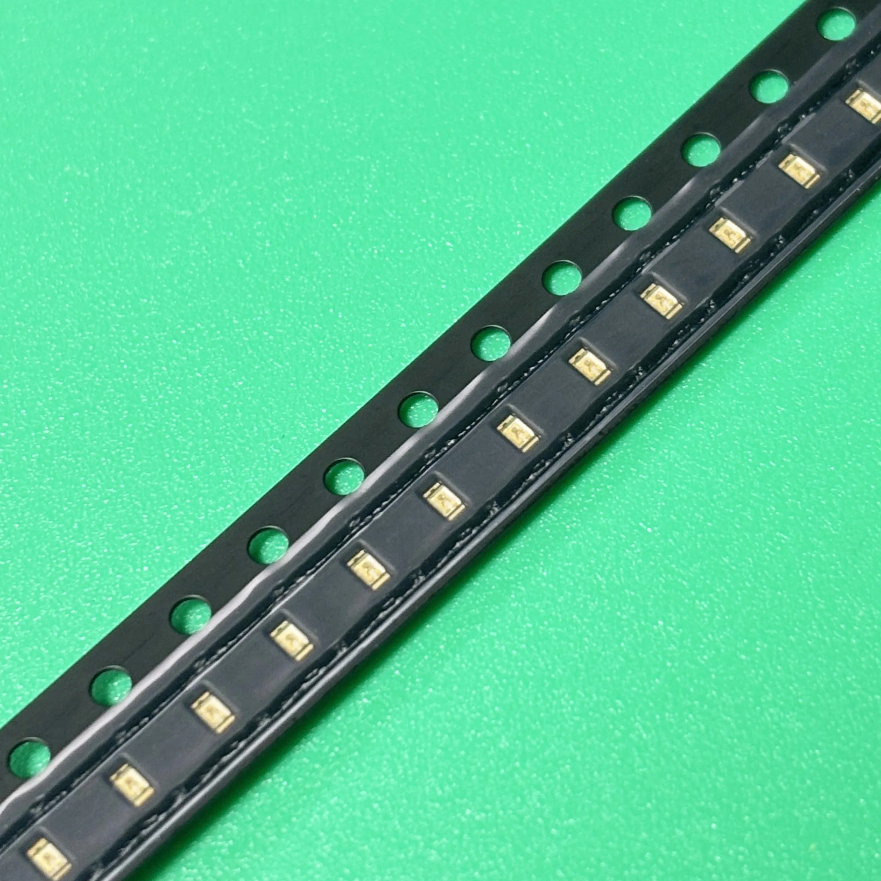 100pcs/lot 19-217/BHC-ZL1M2RY/3T SMD0603 LED BLUE CLEAR 2SMD 0603 1608 Metric 19-217/BHC-ZL1M2RY 19-217 19-213/BHC-AN1P2/3T