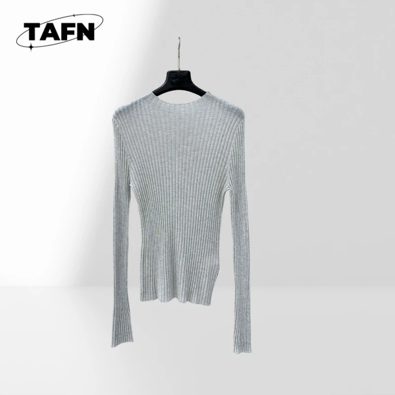 

Comfy Cotton Knit Sweater Soft and Easy to Style Comfortable and Stylish for Winter Wear AI0305