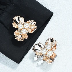 ICEYY Elegant Pearl Clover Shirt Sleeve Button Elegant Copper Cufflinks Button Cover Accessories Decoration for Women