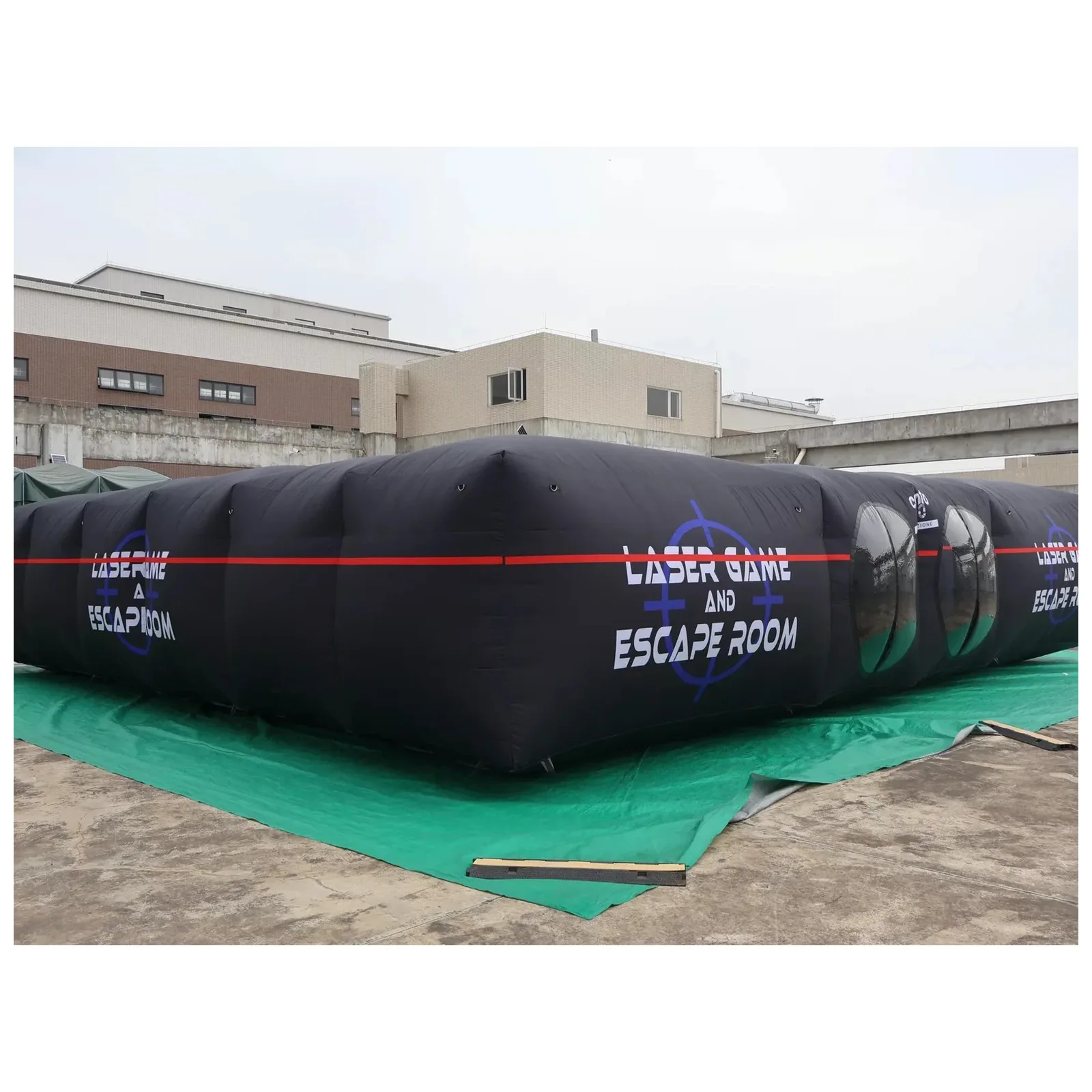 Large Black Covered Laser Inflatable Maze 10X10m 33X33ft with Blower Sports Game Exciting Party Events Kids and Adults Adventure