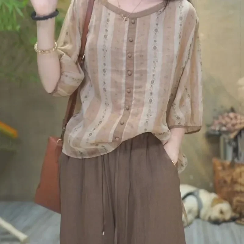 

Women Clothing Summer Vintage Print Half Sleeve Blouses Stylish Casual Comfortable with Buttons Shirts Female O Neck Loose Tops