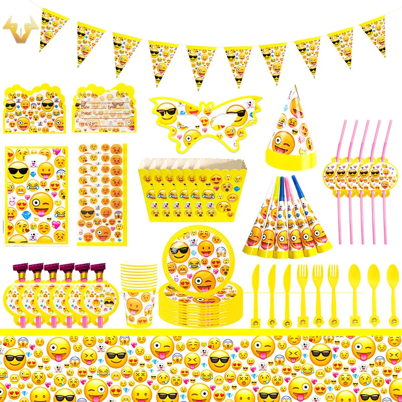 136p Emojis Smiles موضوع مجموعة أدوات المائدة للحفلات أطباق أكواب ورقية للاستعمال مرة واحدة مهرجان عيد الميلاد الاحتفال لوازم الديكور الطرف