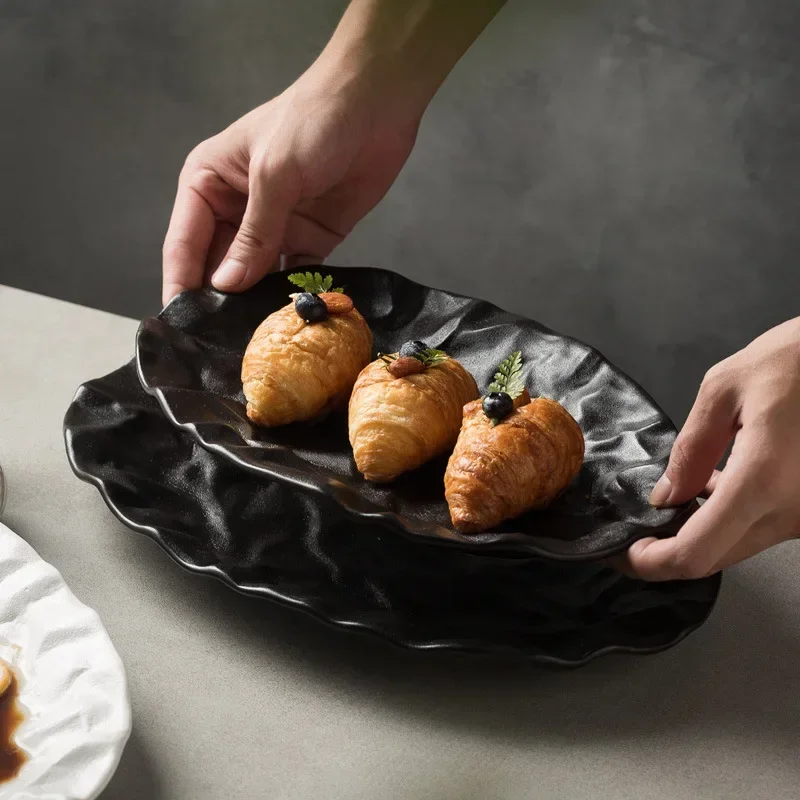 Household steamed fish plate Modern simple wavy fish  Hotel restaurant cake tray Dan-shaped plate artistic conception