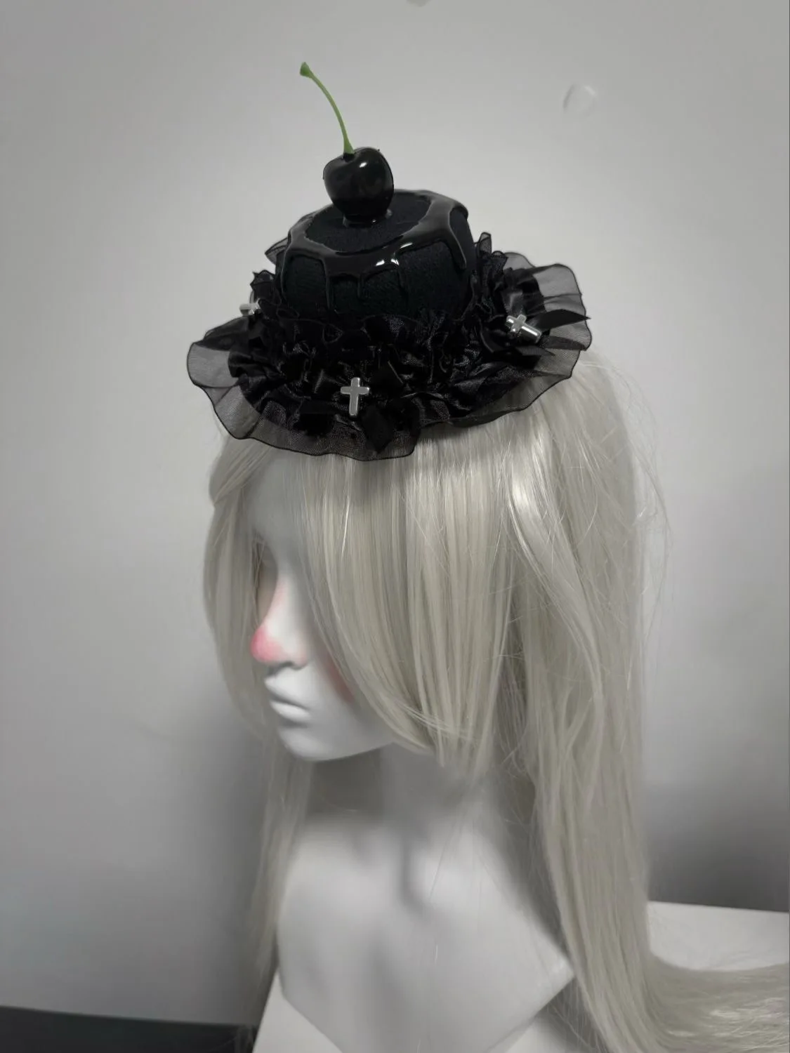 Lolita handgemachte kleine Zylinder schwarze Kirsche Geburtstagstorte Hut für Mädchen süßer Stil Kawaii Haarspangen Lolita Accessoires süß