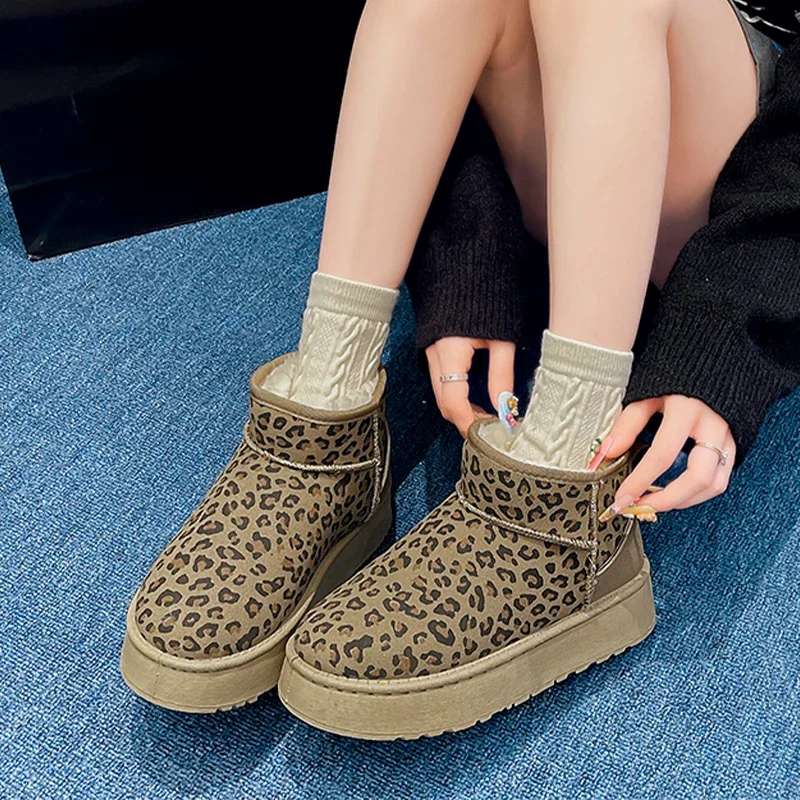 Platform Snow Ankle Boots Leopard Women Warm Cotton Shoes New Fashion Winter Casual Flats Shoes 2024 Trend Suede Plush Botas
