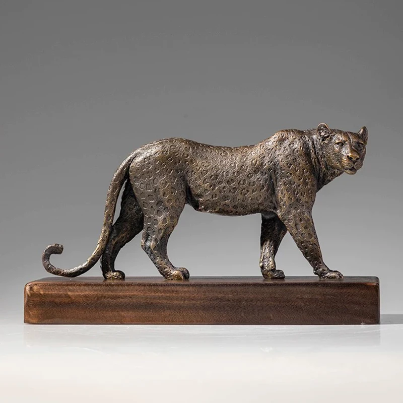 Copper Leopard Sculpture,Luxury Brass Crafts,Animal Leopard Model Statue,Modern Artworks Desktop Decoration,Creative Art Gifts