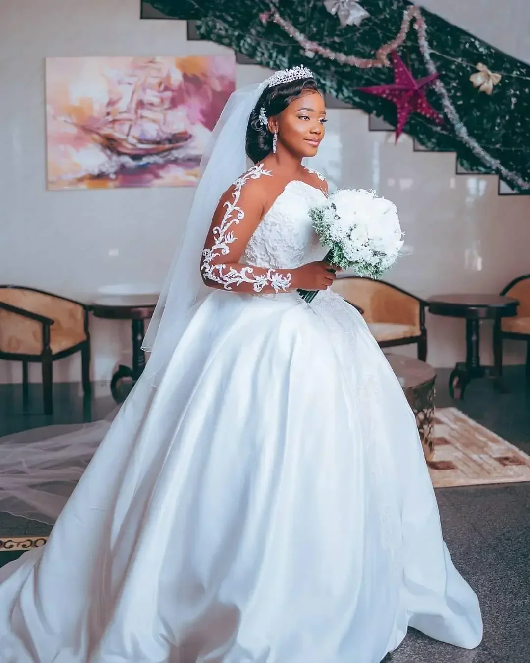 Vestidos de novia de encaje sexy baratos Aso Ebi árabes de talla grande personalizados Vestidos de novia con cuello transparente Mangas largas Vestidos hechos a medida