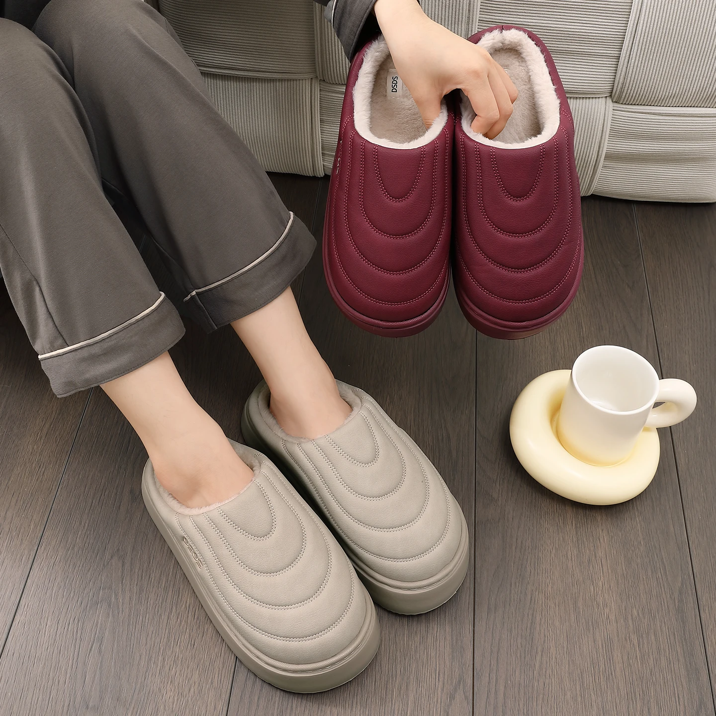 Winterwarme Plüsch-Hausschuhe, wasserdicht, rutschfest, mit dickem Fell, für drinnen und draußen, gemütliche Schuhe für kaltes Wetter, für Damen und Herren. – Detail 20