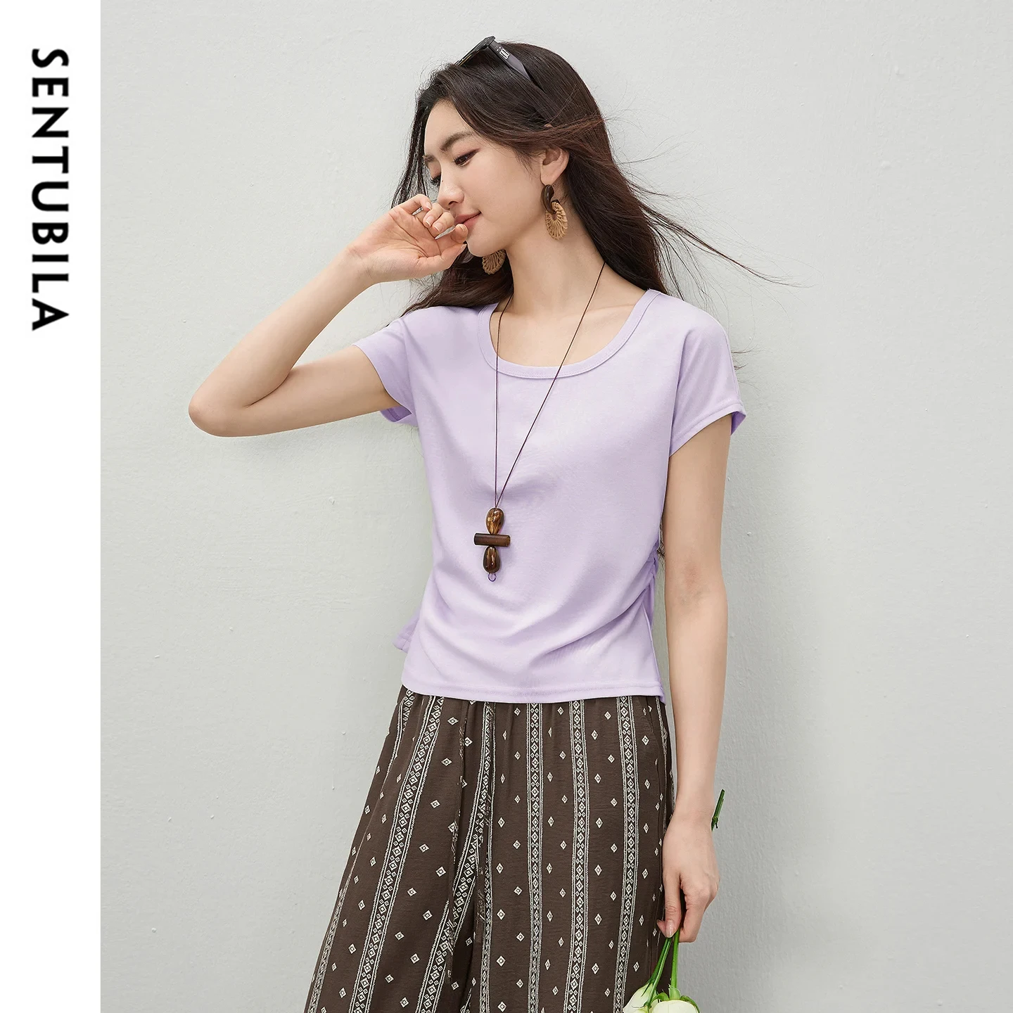 SENTUBILA Women's Minimalist Short Sleeve Knit T-shirt Korean Office U-Neck Waist Side Pleat Slim Drop Shoulder Top 162TA6016