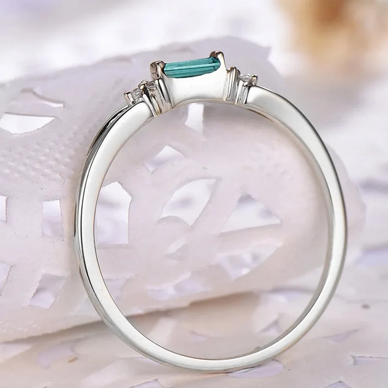 Huajie الحد الأدنى مربع الأخضر حجر الراين الزركون خواتم للنساء شخصية يوميا رائعة حلقة الملحقات الموضة