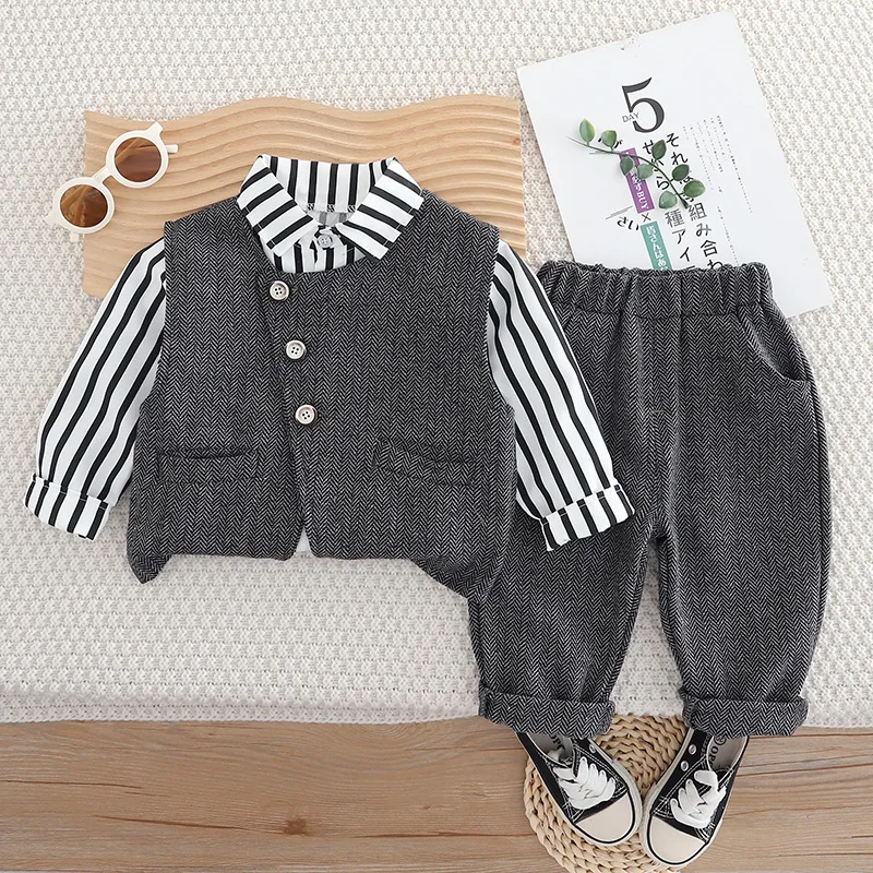 

2025 Spring Autumn Boys' 3-Piece Suit Set with Shirts & Vest & Trousers Outfit for Toddlers School Party Birthday Formal Wear