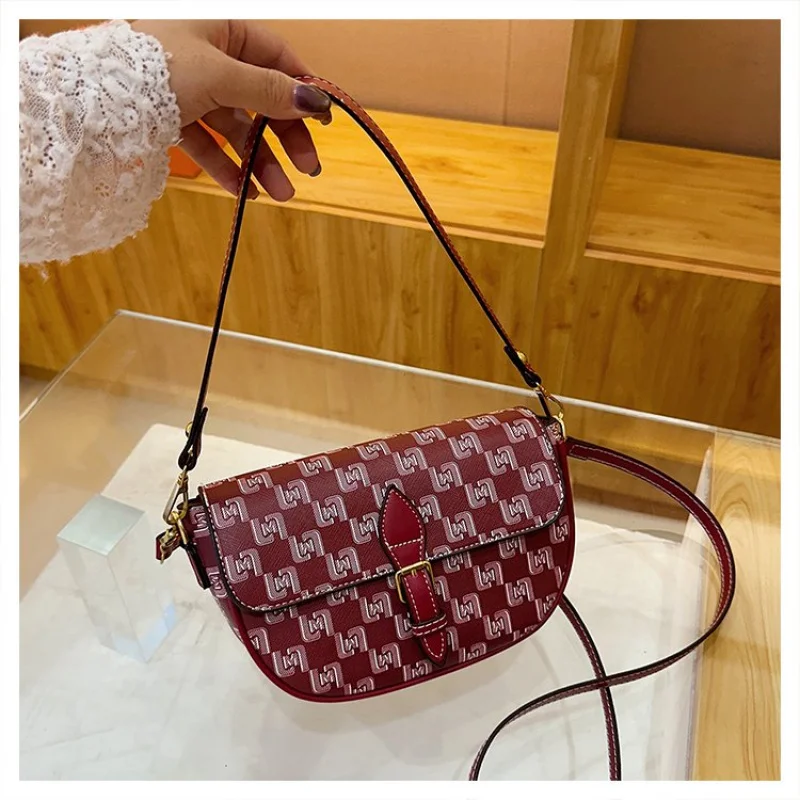 

Fashionable Crossbody Bag Handbag For Women Made Of Leather Designed By Luxury Brand Famous Designer Chic Shoulder
