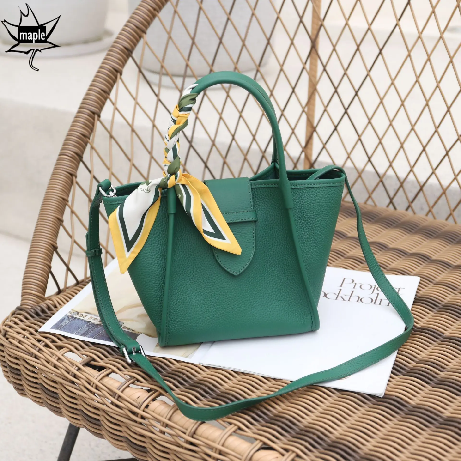 2025 New Trend Green White Color Trapeze Tote 100% Togo Cow Leather Women Handbag Designer Luxurious Shoulder Bag Sac