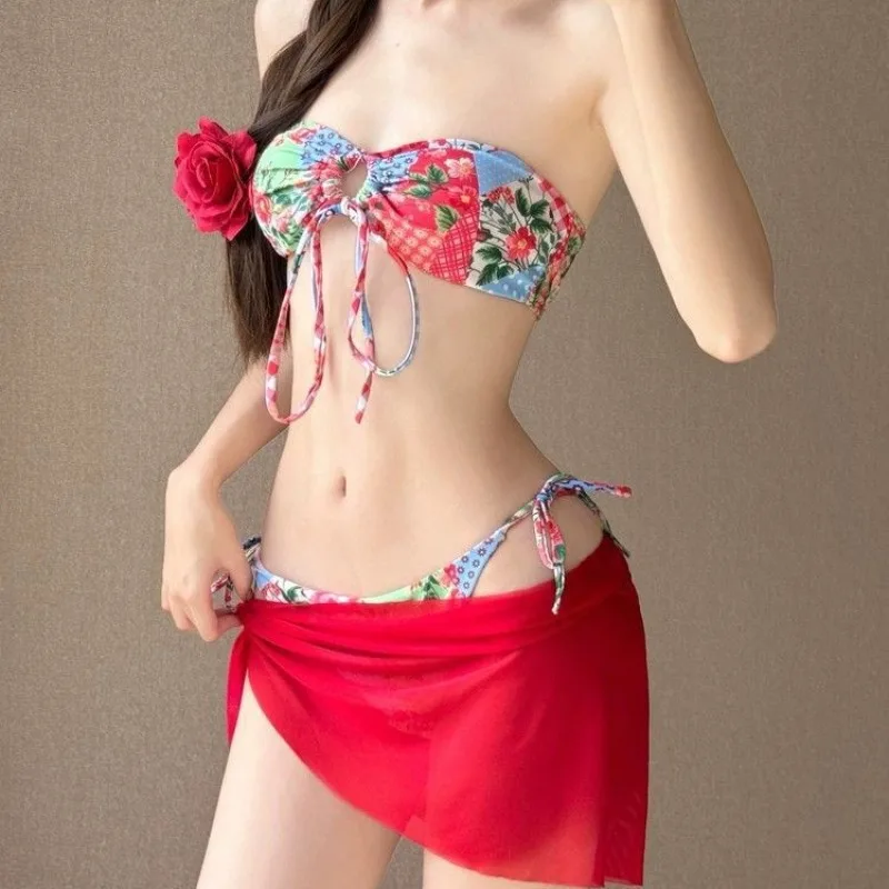 New Red Printed Bikini Set Women Pure Desire Wind Split Swimsuit Triangular Bandage Sexy Three-piece Set Female Swimwear
