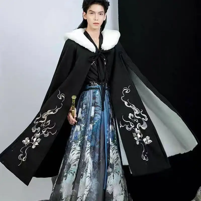 Costume da uomo tradizionale Hanfu blu antico cinese con colletto incrociato ricamato per ragazzi, costume cosplay di arti marziali di Halloween