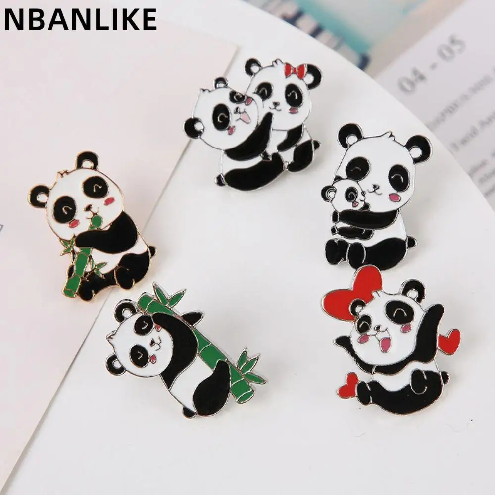 1 PC Chinese Style Creative Cartoon Panda Shape Alloy Brooch Multicolor Scarf Buckle Coat Decoration