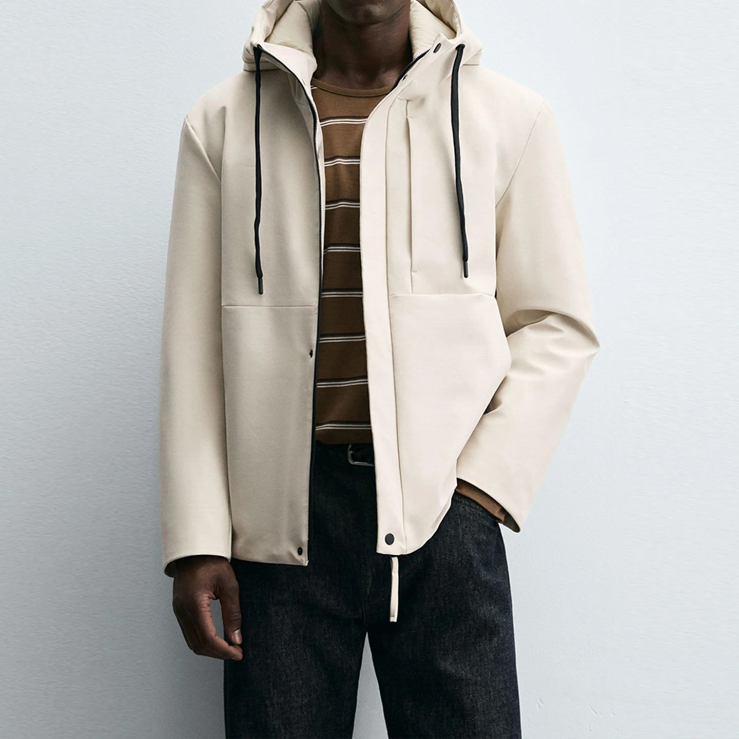 سترة قماشية فضفاضة بغطاء للرأس مع رباط للرجال لخريف 2025 Z ماركة طويلة Sve طول منتظم