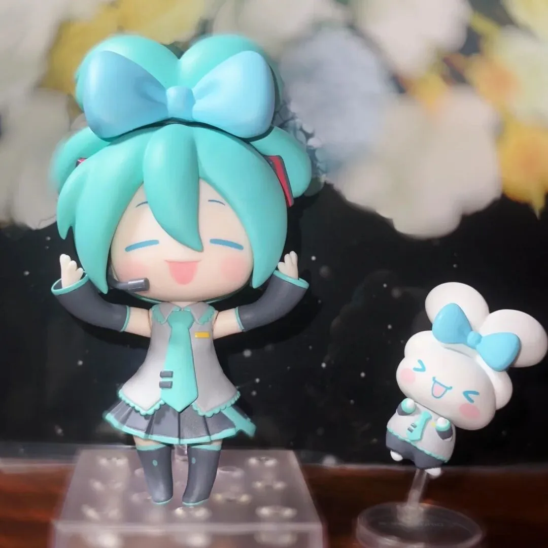 Original Hatsune Miku x Cinnamoroll Ver Anime Figure q-version Miku Collectible collection decoration Model Toys birthday Gifts