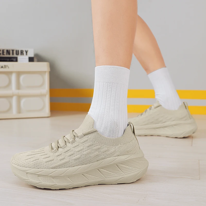 

Summer lightweight high quality new fashion sports running shoes trendy shoes casual couple shoes breathable comfortable