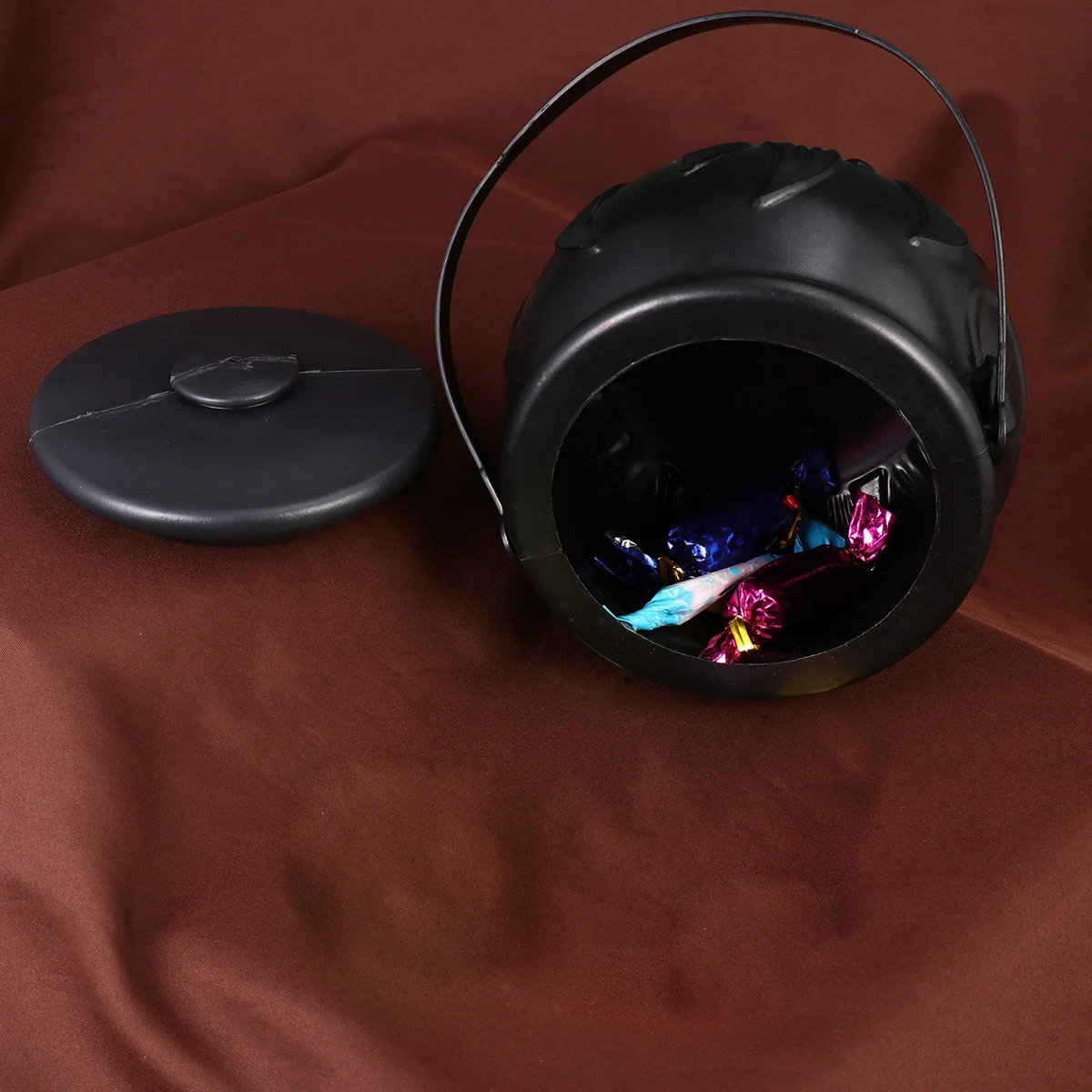 Chaudron de sorcière, seau à bonbons, support de friandises d'halloween en plastique noir pour cadeaux de fête, Pot de décoration en or