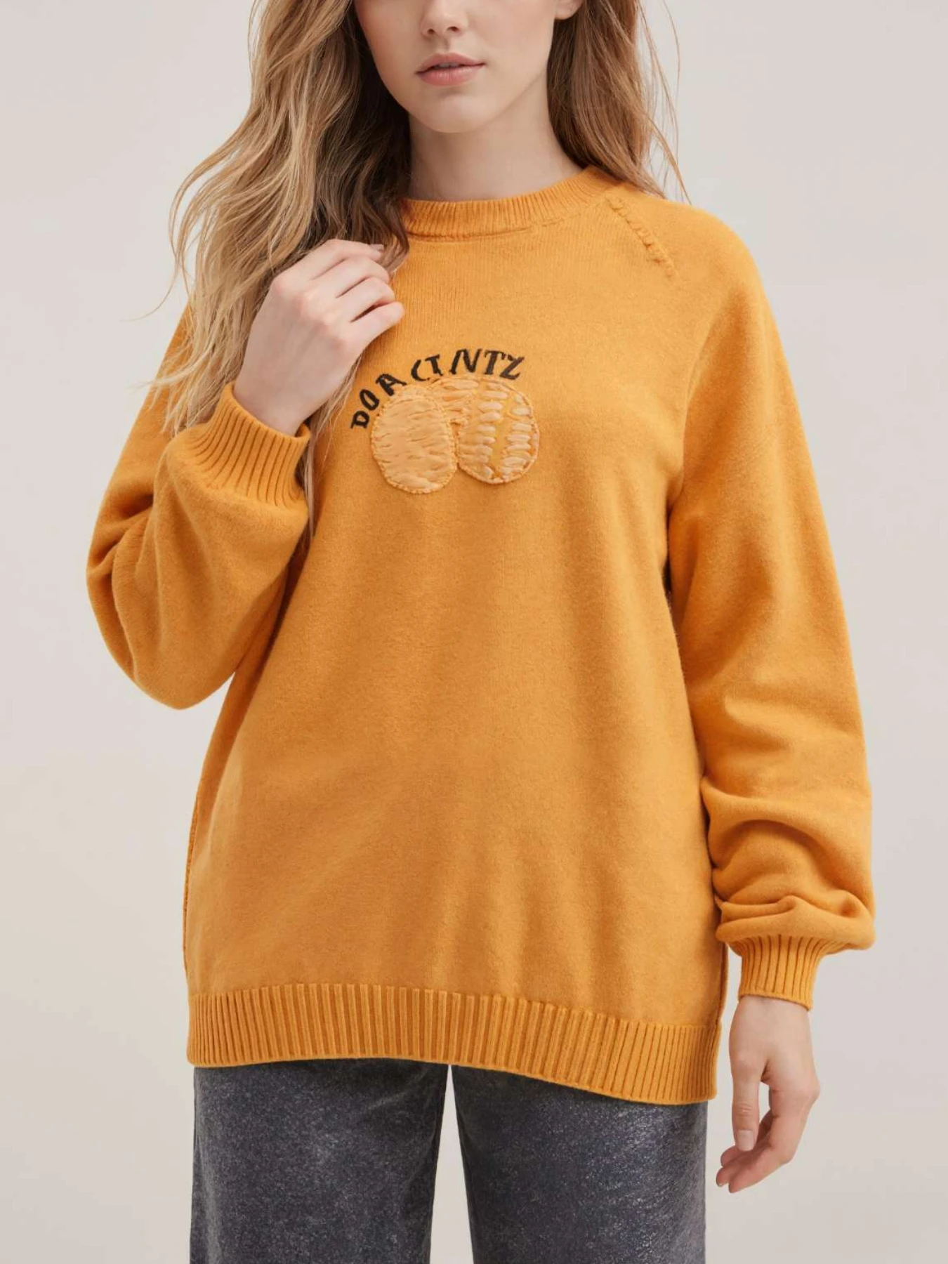 

Autumn and Winter Sweaters for Women, Solid Color Designer Sweaters, Everyday Outing Sweaters, Work Commute Knitwear, Unique Niche Tops for Women, Available in Yellow, Green, and Blue