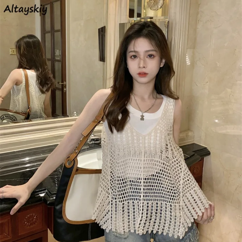 Women 2 Piece Sets Sleeveless Tanks Summer Fashion Cropped Hollow Out Smock Tops V-neck Hot Girls All-match Sunproof Casual