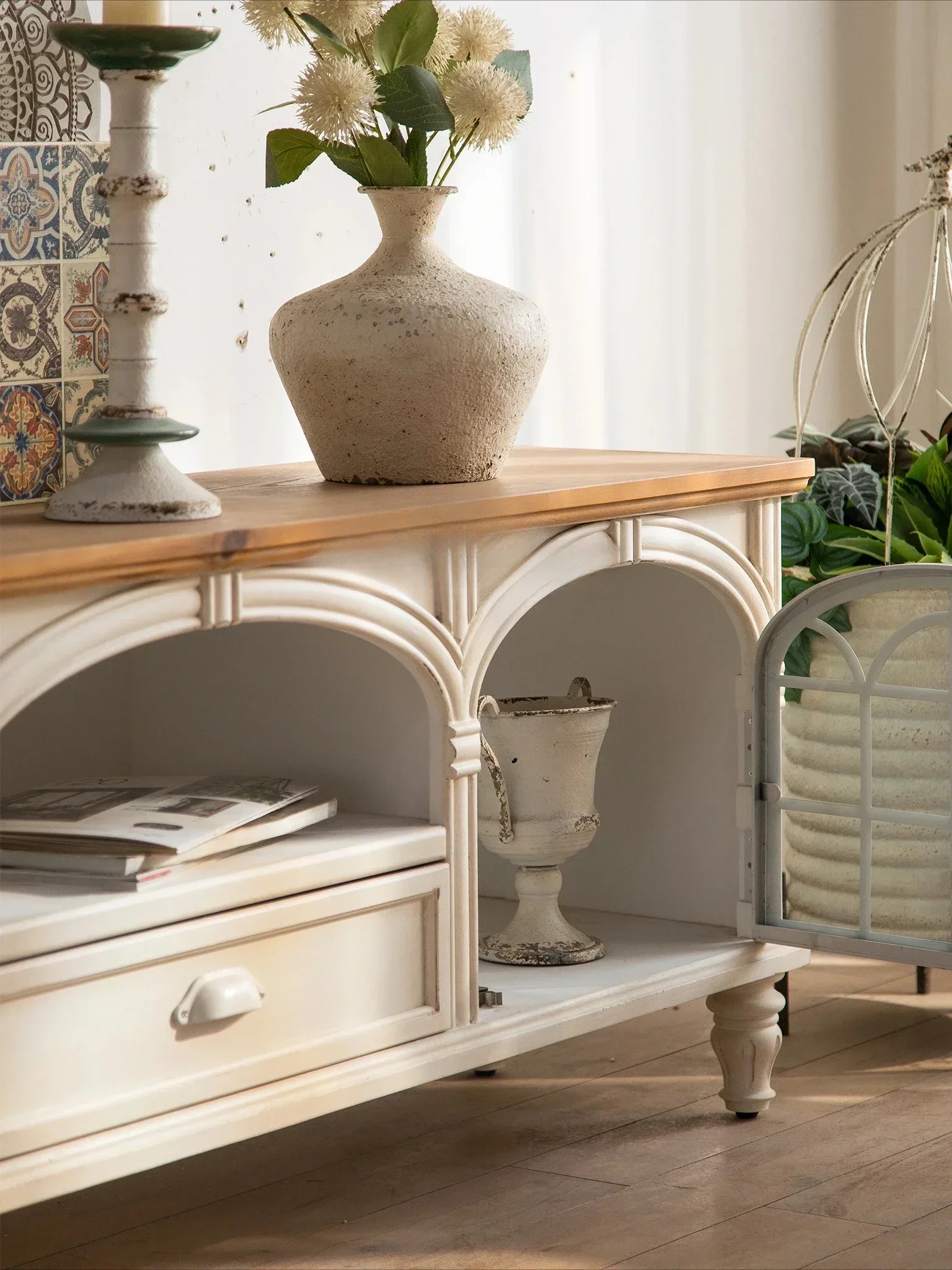 الفرنسية الرجعية خزانة التلفزيون الخشب الصلب الشمال النمط الرعوي غرفة المعيشة الأبيض خزانة حديدية خزانة #3