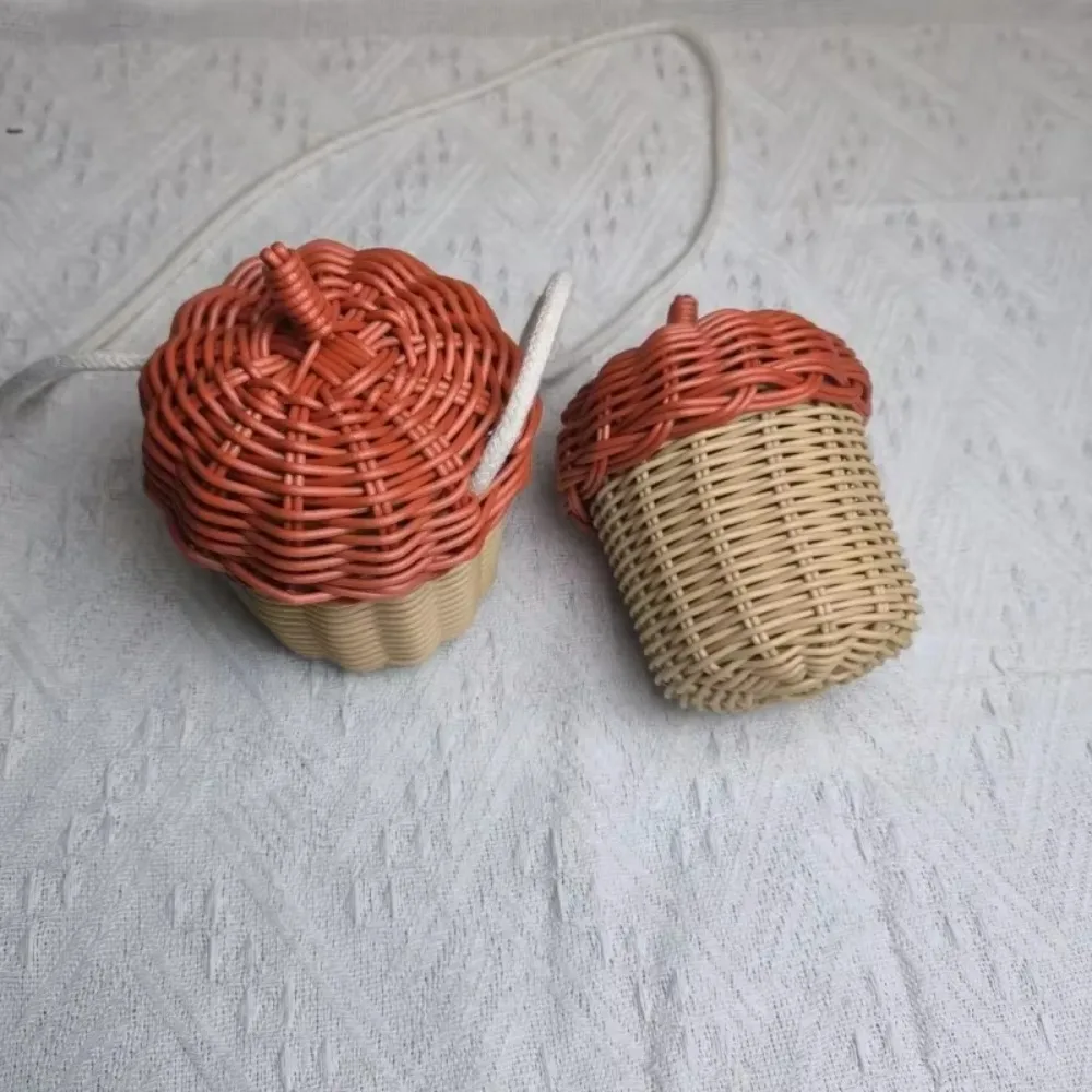 New Acorn-shaped Storage Basket Hand-woven Round Rattan Bag Bucket Tropical Beach Style Woven Shoulder Bag Photo Props Handbags