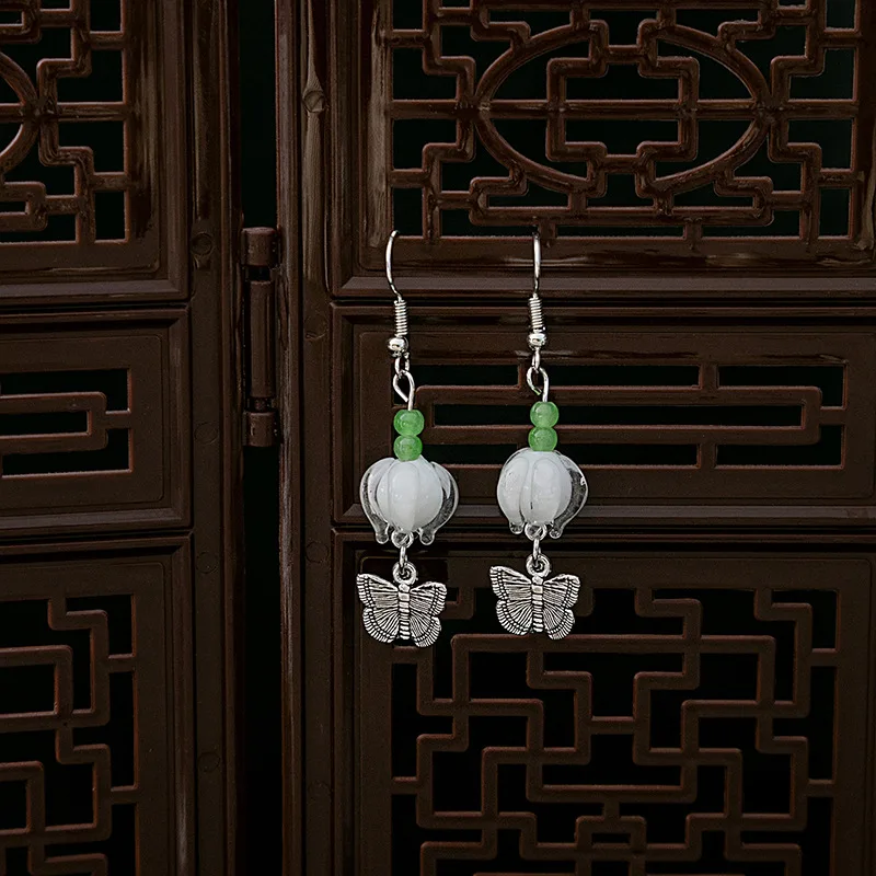 

New Chinese Fashionstyle Vintage Design Earrings for Women Flower Shaped Jade Pendant Tassel Luxury Jewelry Gift Hanfu Accessory