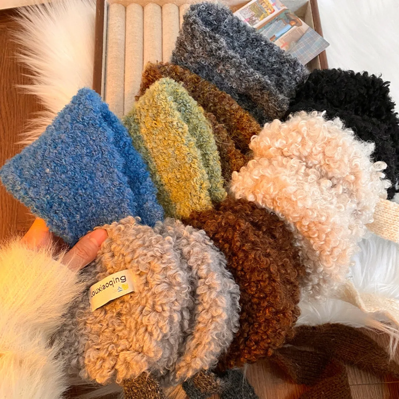 Retro Plaid Earmuffs For Women New Winter Style For Outdoor Cold Protection Thickened Warm Earmuffs With Straps