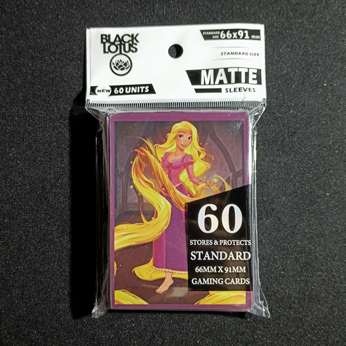60 buste per carte anime Premium Rapunzel, materiale PP durevole, 66x91 mm, ideali per proteggere l'archiviazione di carte magiche/TCG/contative