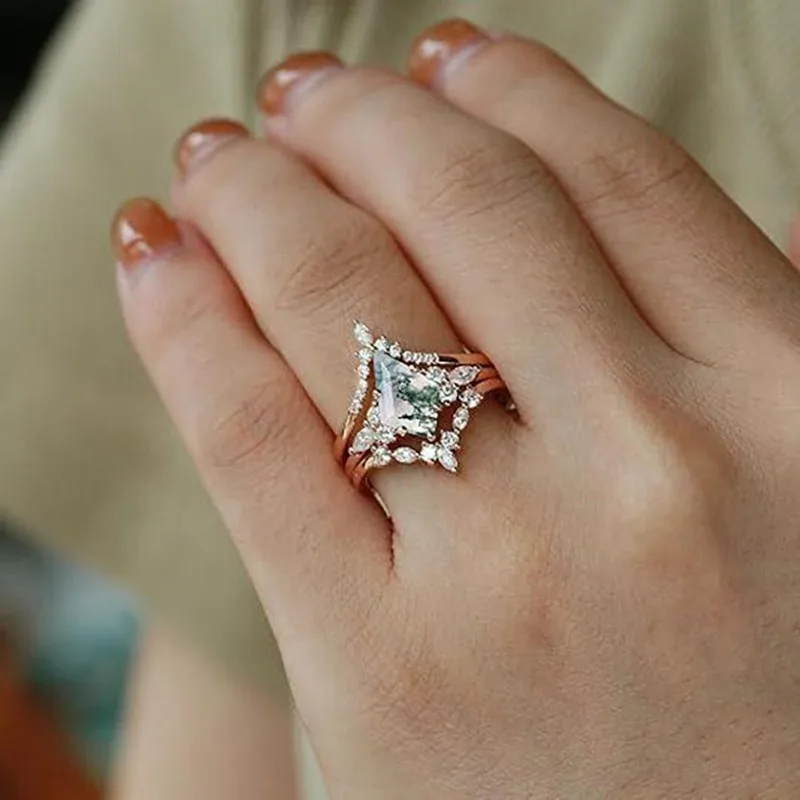 الإبداعية الأخضر حجر الطحلب المرأة خاتم العقيق الطبيعي ثلاث قطع خواتم الخطبة للنساء مجوهرات خاتم الزواج #4