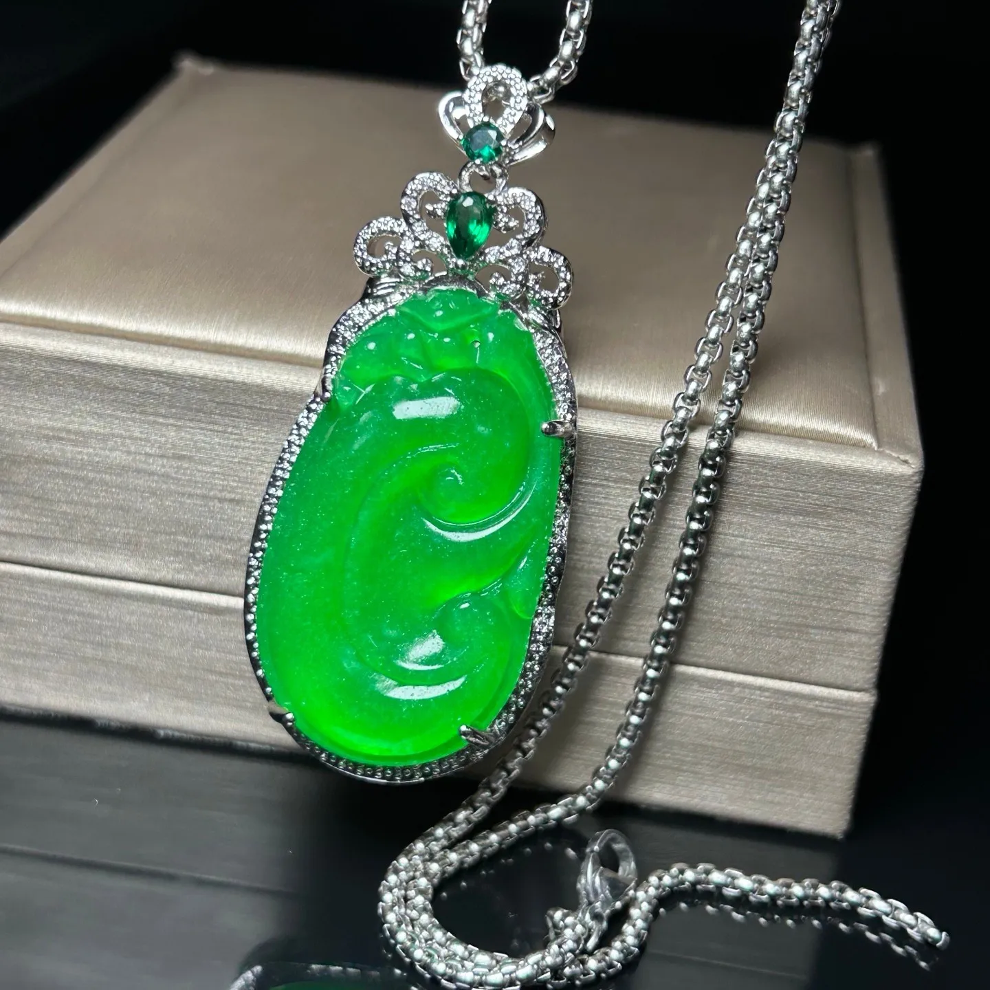 Real natural high Ice green Jade Jadeite amulet Pendant&Necklaces