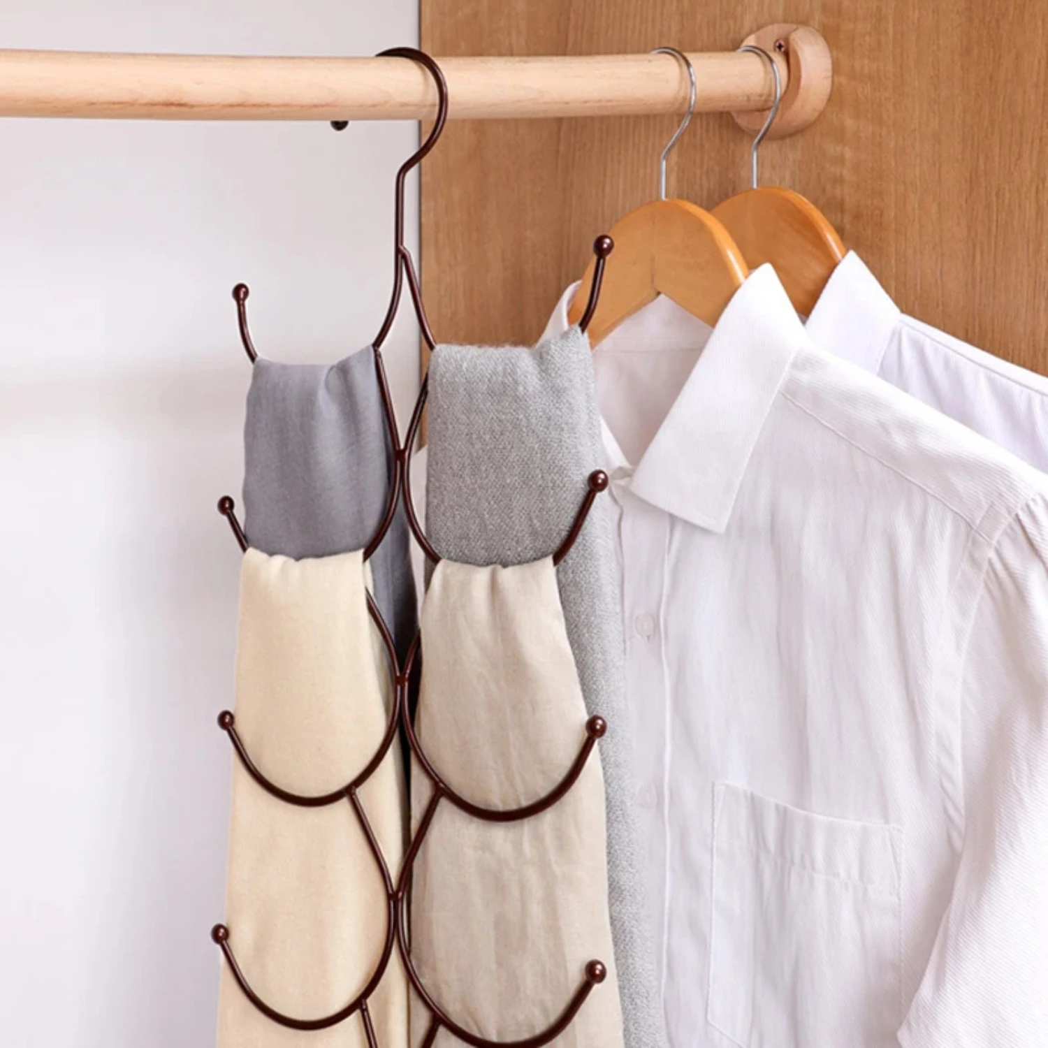 

Iron Multi-Ring Scarf Holder Multilayer Hat Rack Closet Organizers Tie Holder Belt Hanger Clothing Rack Hangers