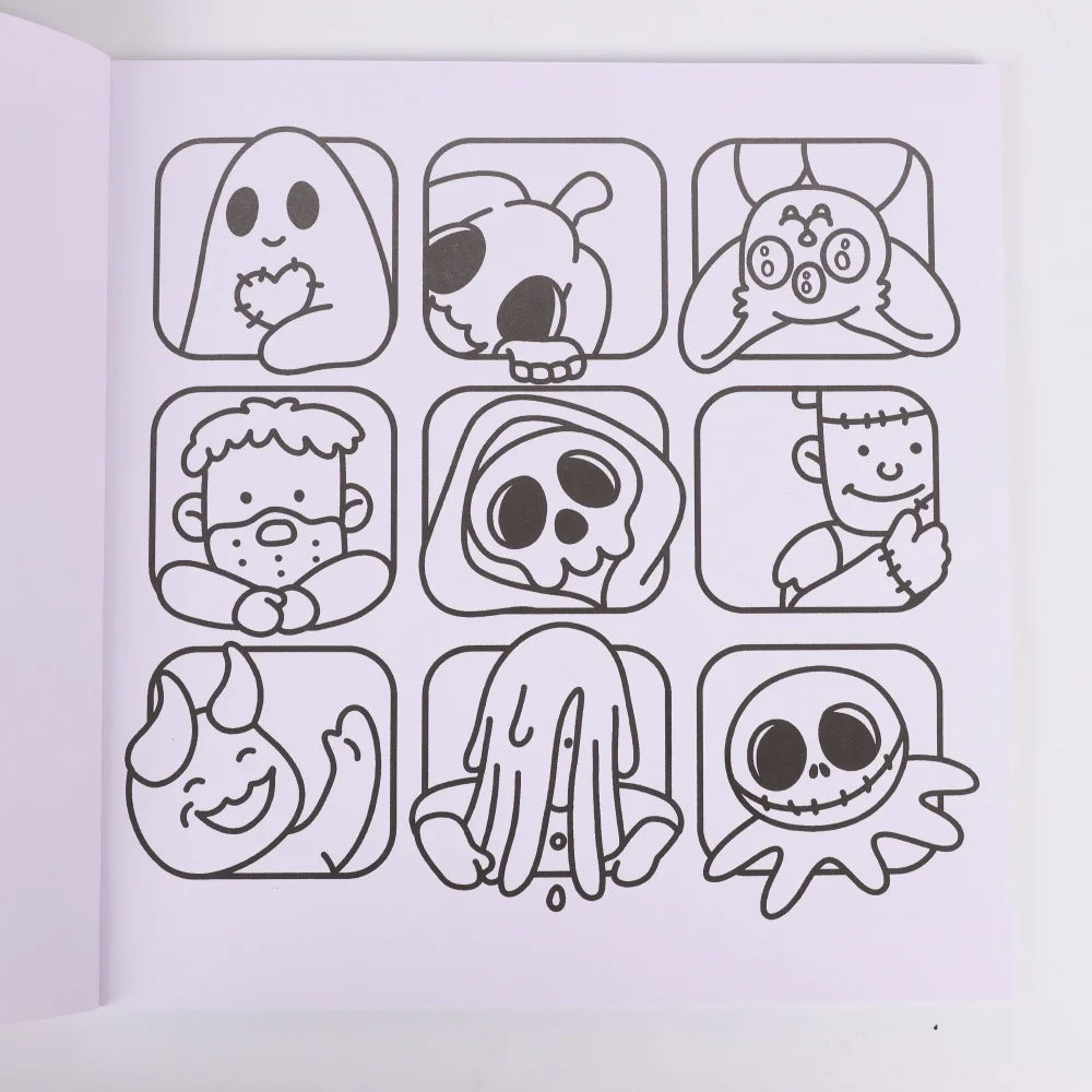 Spooky Times カラーリングブック - ユニークな表紙、若者や大人のためのリラックスとストレス解消、ハロウィーンやクリスマスに最適なギフト