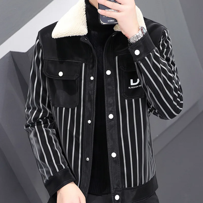 

High Quality Casual Stripe Jacket Men Jaqueta Masculina European Men Winter Faux Leather Jacket Digital Letter Printing Jacket