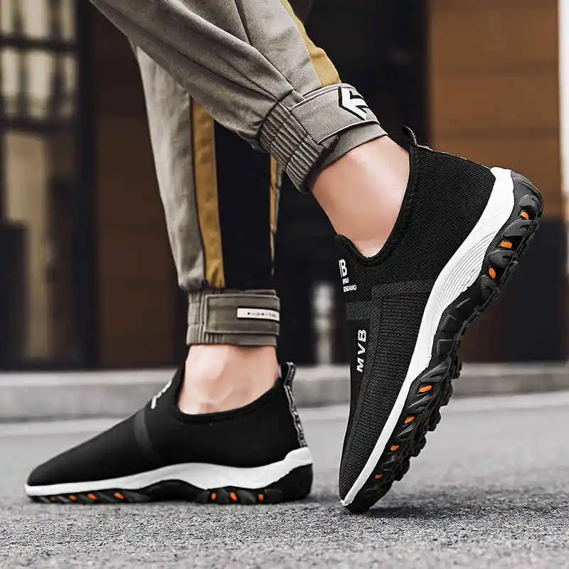 Mens Sports Shoes Anti-Skid Soled Summer Shoes High Heels Men Fashion Luxury Designers Men\'s Sneakers Without Shoelace Tennis