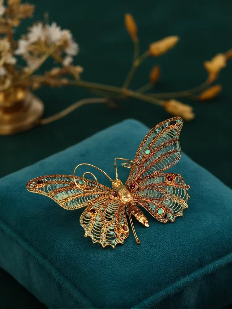 Folk Old Bronze High Relief Gilded filigree Mosaic Gem Butterfly Statue Accessories study screen Town house Exorcism