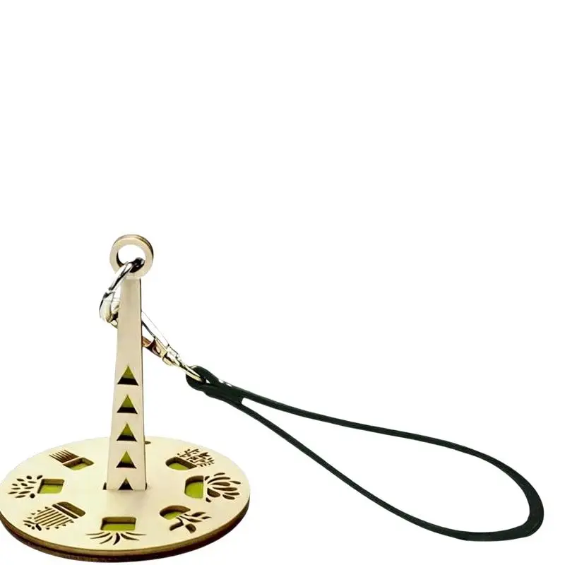 Leichter, tragbarer Garnhalter aus Holz mit rutschfestem Handgelenkgriff, Garnball-Spender für professionelle Strick- und Häkelarbeiten. – Detail 5