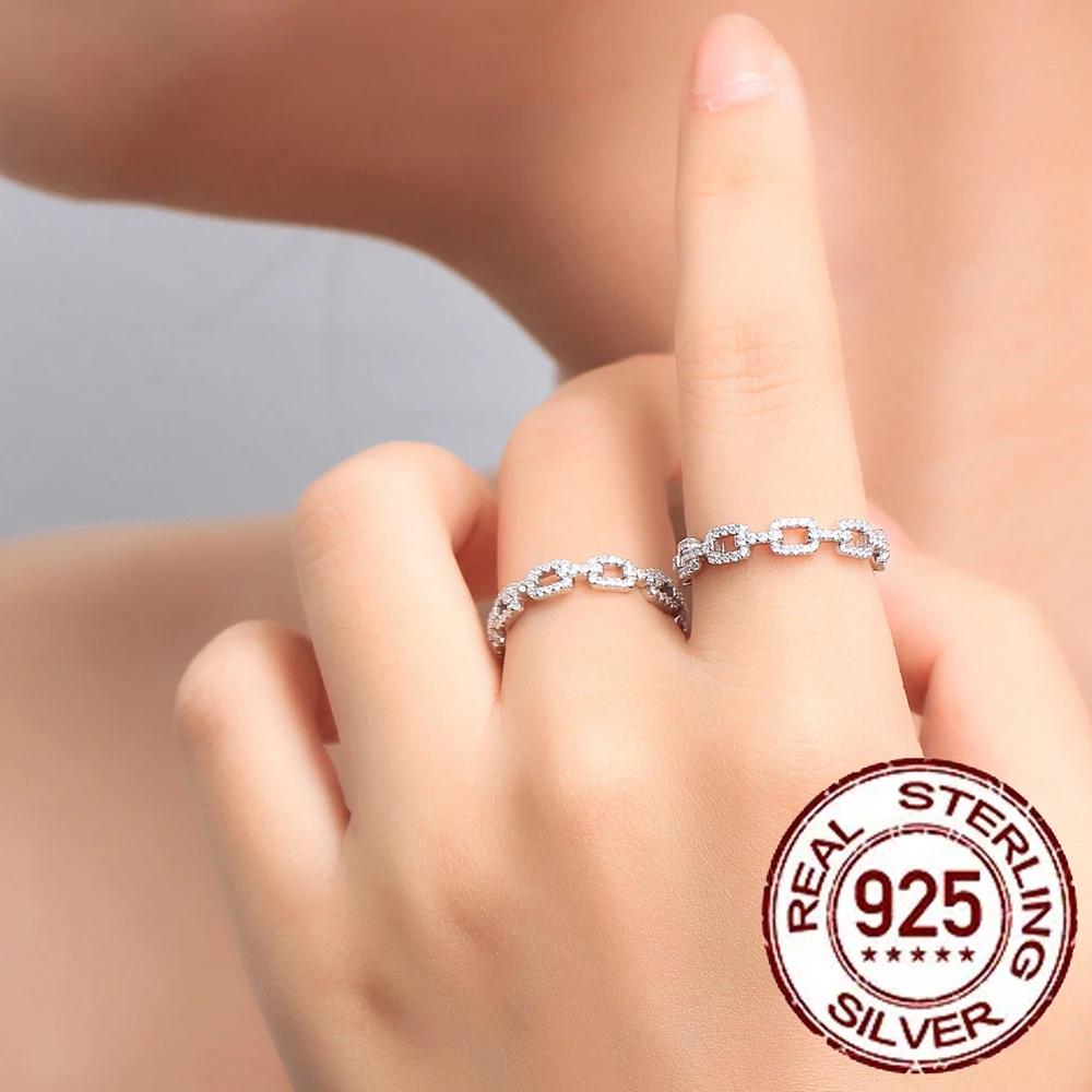 

Женское кольцо из серебра 925 пробы, с фианитом