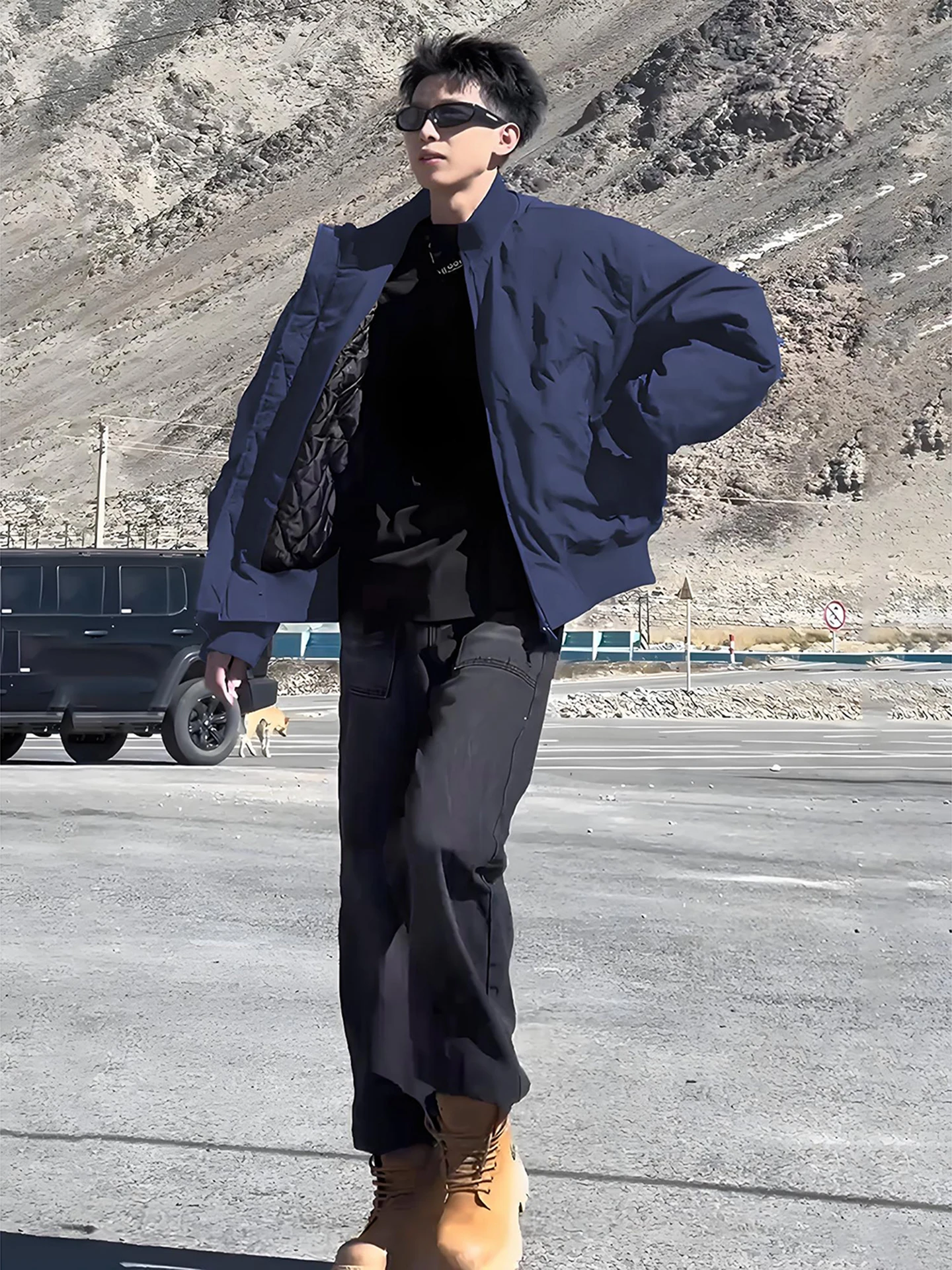 

Cotton Flight Jaet in Royal Blue with Stand Collar for Men's Winter Outerwear ort American Sle Baseball Bat Cotton Filled