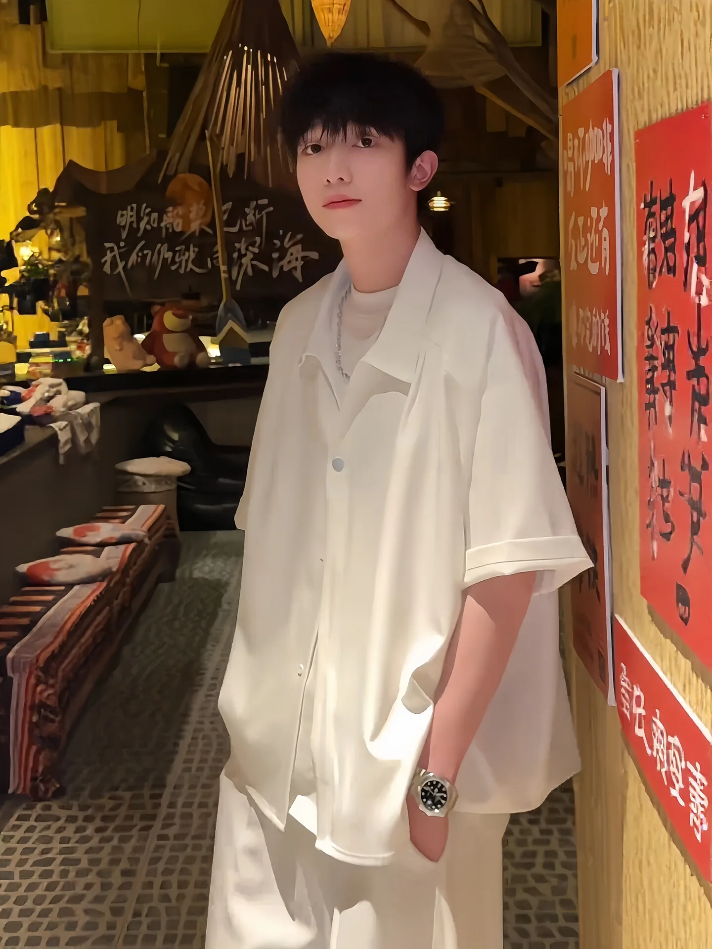 

Men's Ice Silk Short Sleeve Shirt Summer Cleanfit Drapey Korean Style Seven Sleeve Loose Fit Breathable Lightweight Casual Shirt