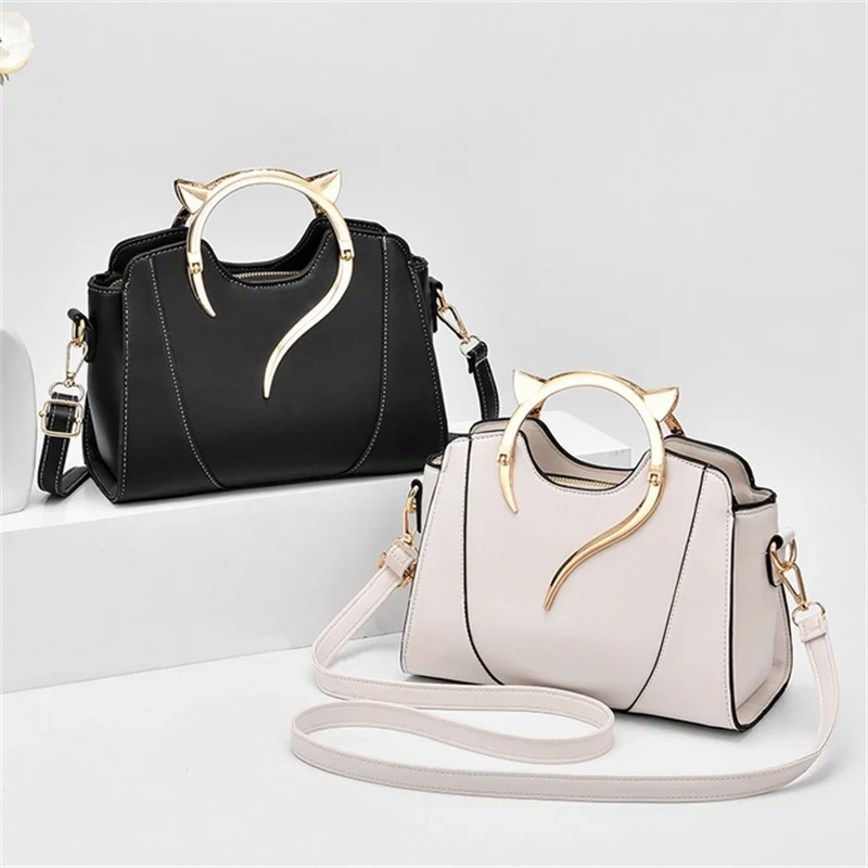 Fashion Black Women's Handbags Cute Solid Color PU Leather Shoulder Bag Casual Women Hobos Handbags Lipstick Necklace Totes Bag