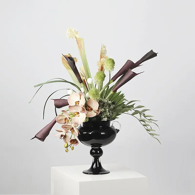 Vintage Black Glass Vase French Medieval Style Flower Arrangement for Living Room Dining Table Home Decor Elegant Floral Art