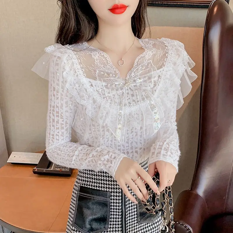 ボウレースビーズ付きフリースシャツ 2025秋冬 レディース 長袖フリースTシャツ オフィスレディー エレガント ホワイトレースブラウス ベースシャツ