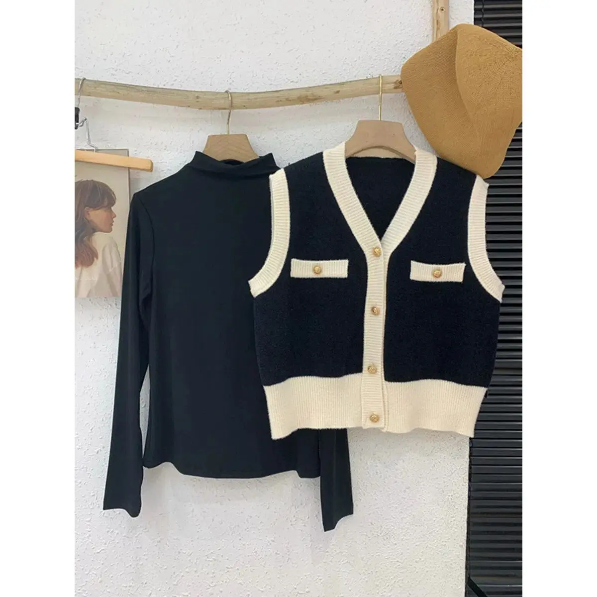 Autumn Winter All-match Patchwork V-neck Sleeveless Sweater Vest Female Simplicity Buttons Loose Knitting Coat New Fashion Tops